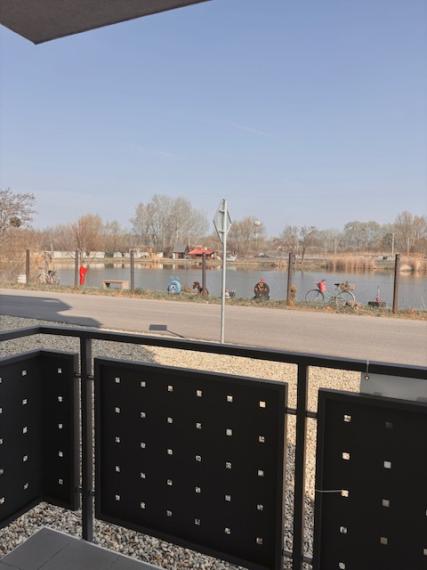 Na prenájom 1-izbový byt v novostavbe